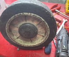 Harry lawnmower   wheel  front