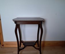 Plant stand