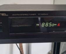 Rotel Stereo Tuner RT-935AX