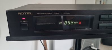 Rotel Stereo Tuner RT-935AX