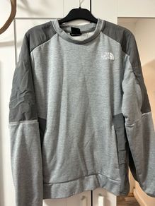 men's small north face tracksuit