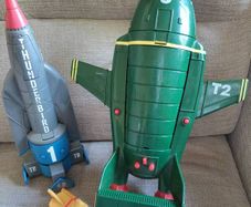 Vintage Electronic Supersized Thunderbirds TB 1 2 4