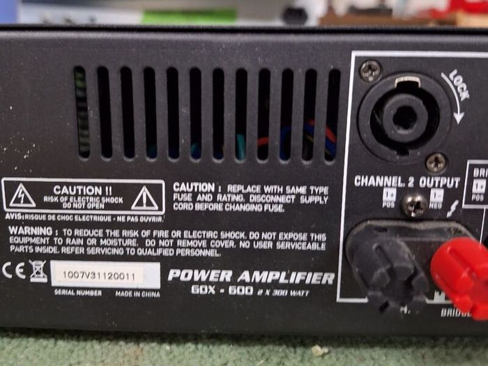 Gatt 60x 2x300 watt power amp
