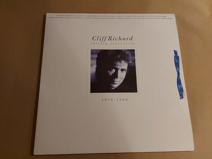 Cliff Richard - Private Collection - Double Vinyl Record - Hundreds More