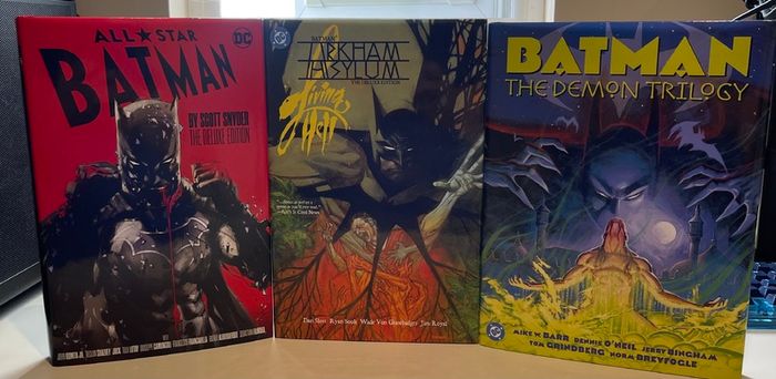 Batman Collected Edition Comic Lot