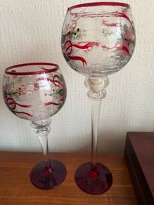 Matching Tall Display Glasses x 2
