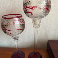 Matching Tall Display Glasses x 2
