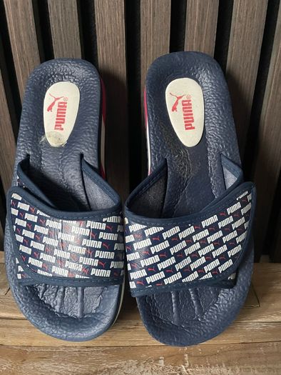 sliders size UK 2-3 Puma