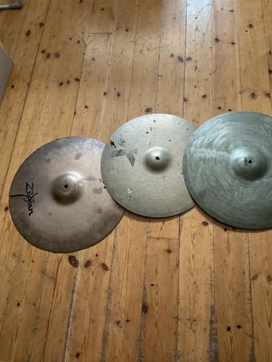3 Crash Cymbals