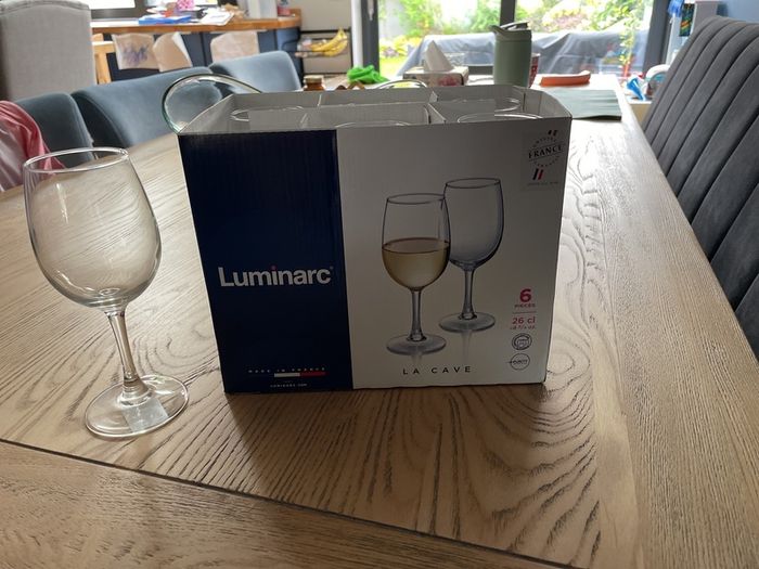 Wine glasses x6 260ml