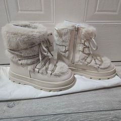 Girls beautiful boots