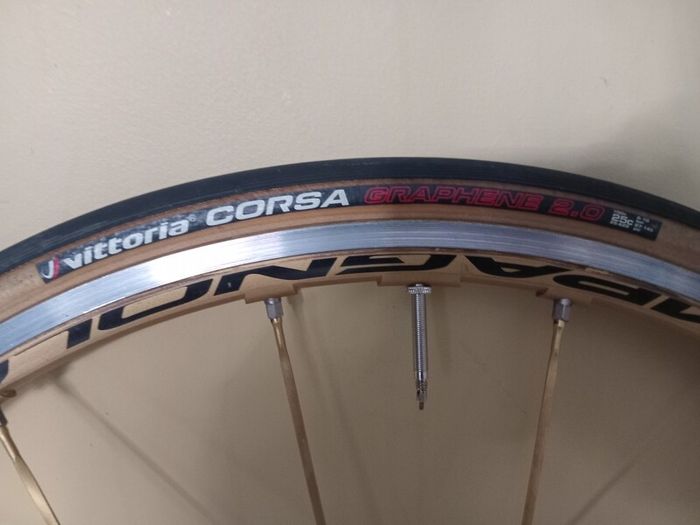 Gold Shamal Ultra Front Wheel Mint Clincher