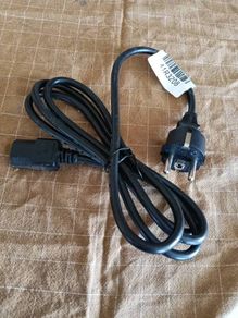 Longwell Type F power plug