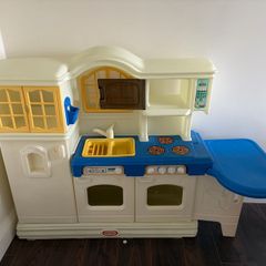 Kids Kitchen