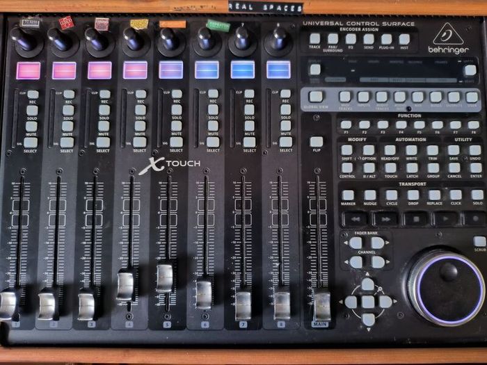Behringer X-Touch + (3) X-Touch Extenders | 32-Fader Control Surface Bundle