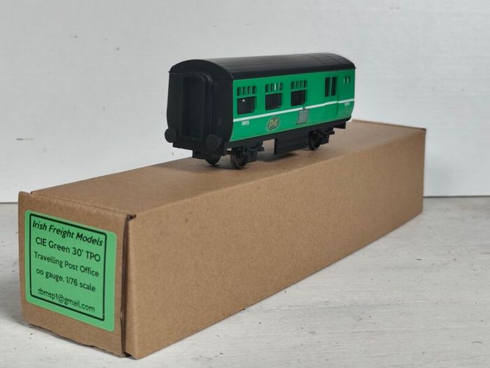 CIE Irish railway Bullied TPO van, oo gauge