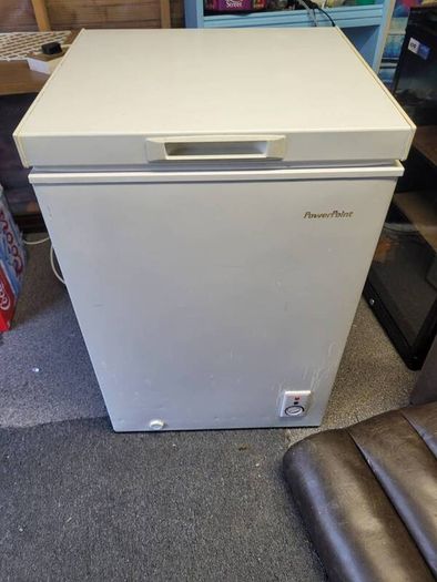 Chest freezer