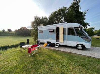 Campervan 6 Berth Dethleffs