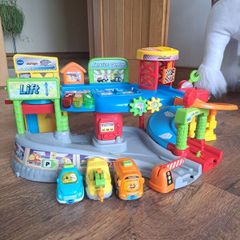 Toot Toot Car Garage