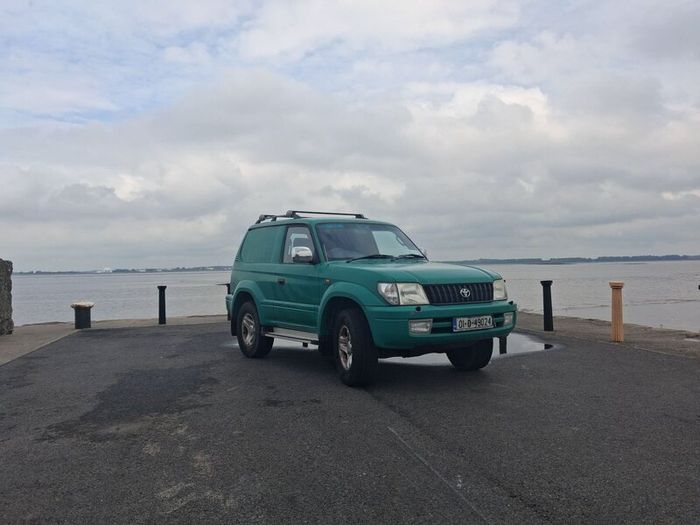 Toyota Land Cruiser 2001