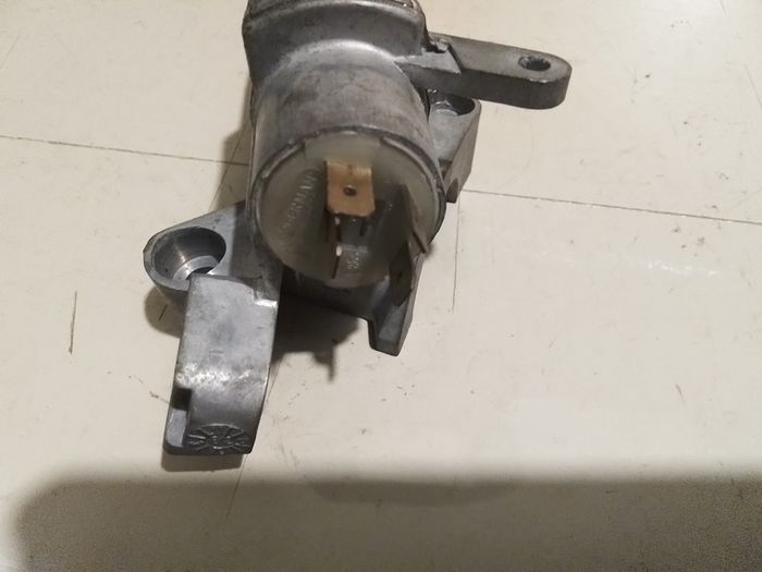 Volvo Ignition Switch.