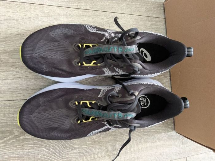 Asics novablast 5