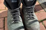 Gri Sport Safety Boots Uk9