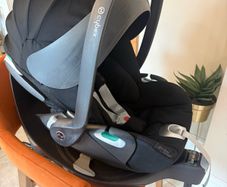 Cybex Z2 I-size &  Cloud T rotating 360 base