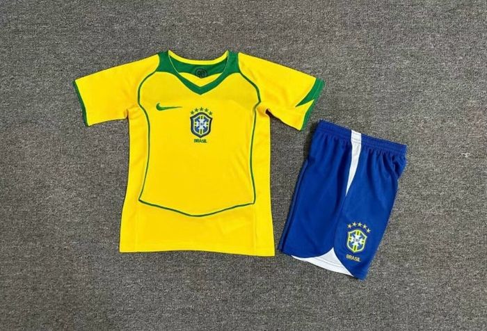 Retro football kits