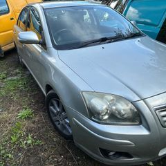 toyota avensis for parts