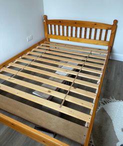 Beautiful Solid 4Ft 6 Double Wooden Bed Frame - Can Deliver