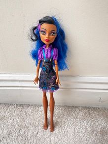 Monster High Art Class Robecca Steam Doll Used Please see photos