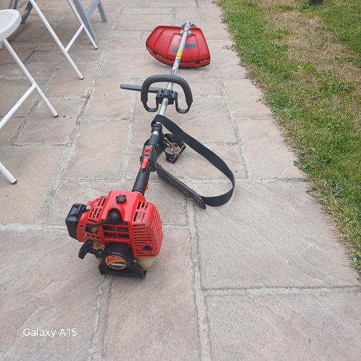 petrol  strimmer