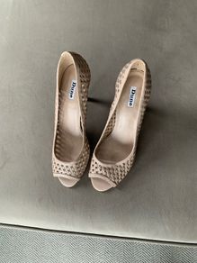 Ladies Nude Peep Toe Shoe - Brand New