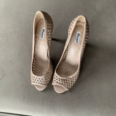 Ladies Nude Peep Toe Shoe - Brand New