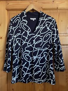Hobbs ladies top size large