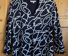 Hobbs ladies top size large