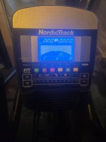 NordicTrack E9.5 Power Incline Elliptical Trainer