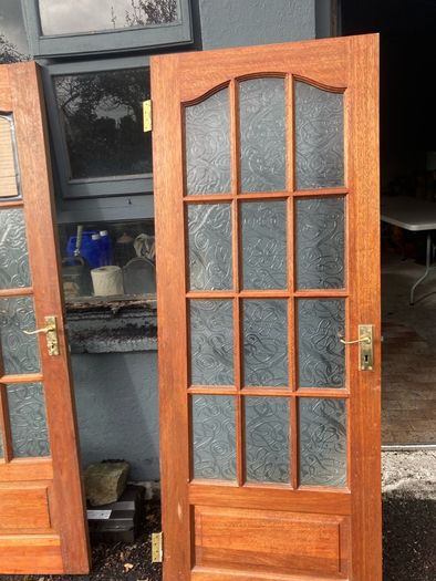 2 timber/glass doors, 1 hollow(white) door