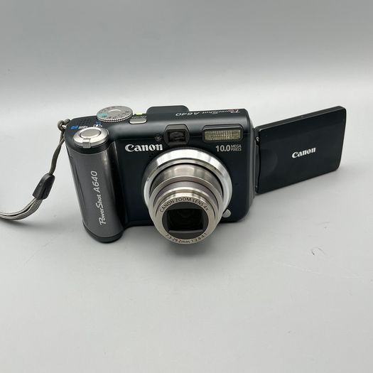 Canon PowerShot A640 10MP Digital Camera Black - Flip Screen