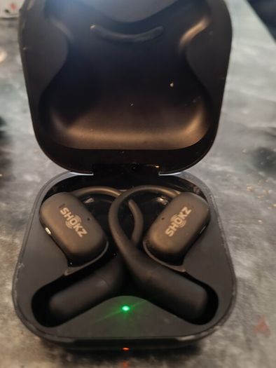 shokz