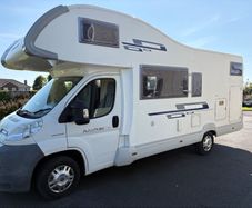 Camper