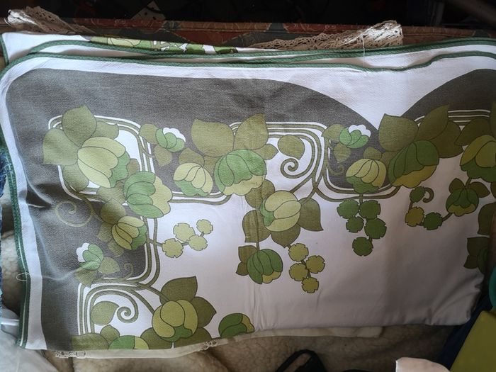 Selection of beautiful vintage table cloths
