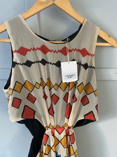 BNWT Zara Dress - M