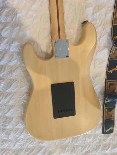 Fender Squier Stratocaster (Standard Series)