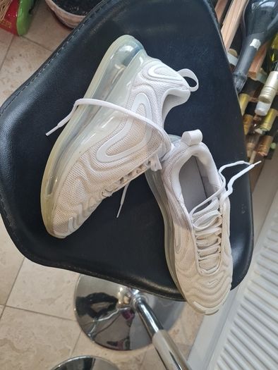NIke 720