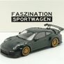 Porsche 911 GT2 RS 1/300 Minichamps 1/18 New in Box Image 2