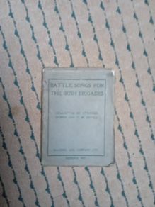 Battle songs for the Irish Brigades collected by Stephen Gwynn and Tom Kettle