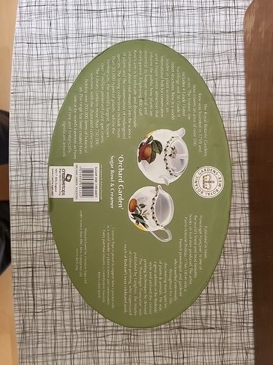 Kew Royal Botanic Gardens Sugar Bowl And Creamer Set "pear" Unused In Original Packaging, Box Immaculate
