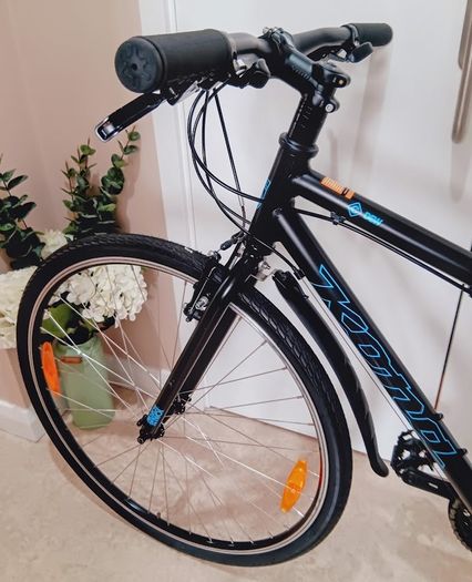 kona lightweight road bike like new